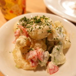 バカイゥン - 小海老のフリット　アボカドとアンチョビのマヨネーズ和え