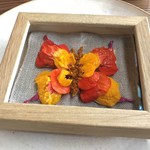 noma - flowers marinated with pollen