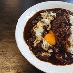 カレーハウス シェ・てつお - 牛すじカレー(チーズ･卵黄トッピング)