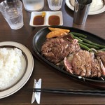 ステーキハウス ろーいん - 2019.9.30  食比べグリル