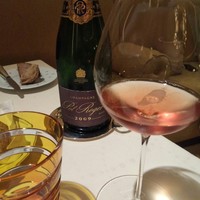 ロオジエ - サーモン&キャビアに合わせて ロゼシャンパーニュ