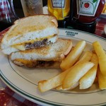 アメリカンハウスダイナー 辻堂店