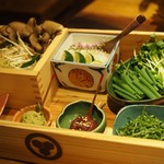 牛とろ焼きしゃぶ専門店 十二松六左衛門 - 