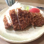 幸楽 - 黒豚トンカツ200グラム2800円の割烹料理の定食です (^o^)/