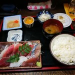 味処 ながしま - お刺身盛合せ定食　500円