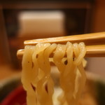 Yaki Ago Shio Ramen Takahashi - 焼きあご塩らー麺（麺固め）リフトアップ