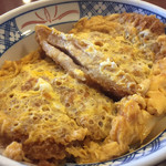 まるまつ - 2019年10月。かつ丼はご飯半分で。