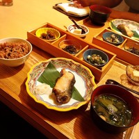 旬和膳きゅう - 銀鱈の西京焼き＋おばんざいご飯セット1,600円