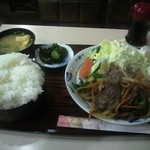 香 - 焼肉定食750円