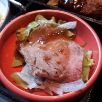 和牛料理 要 - 自家製ローストビーフ