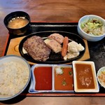 炭火焼肉くらた - 和牛デミハンバーグ定食(\1,200)