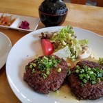 ゆみんとぅき - 石垣牛ハンバーグ定食, ハンバーグ追加