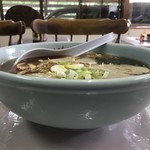 なにものや - チャーシューメン(大)@600円