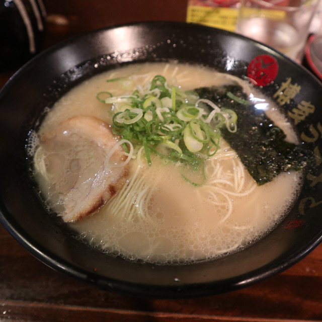 博多ラーメン つる 後楽園 ラーメン 食べログ