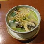 胡椒饅頭KIKI - 海鮮こしょう麺