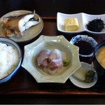 春草 - 【ランチ】鯧の塩焼きとお刺身盛り合わせ