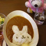 うさぎとぼく - うさカレーセット(サラダ・ドリンク付)850円
