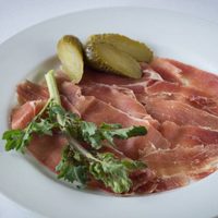 フランス・バイヨンヌ産の生ハム