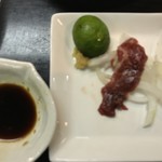 風来坊 - 馬刺し一切れ