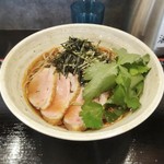 鴨が葱を背負ってくる。 - 辛鴨かけ（温）