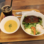 MOA cafe - 