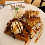 MOA cafe - 