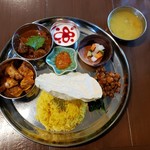 イエティキッチン - ダサインプレート(1580円)です。