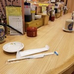 回転寿し トリトン - ビニール袋の割り箸？