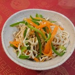 香港屋 - 干し豆腐300円