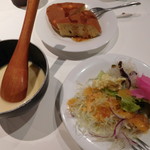 ランプ - 料理写真:【2019.5】セルフでとる料理やスープ