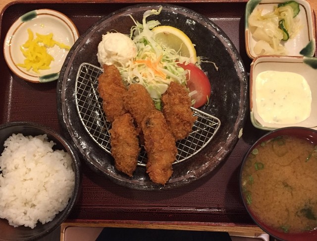 酒房 灘 さんちか店 なだ 神戸三宮 阪急 居酒屋 食べログ