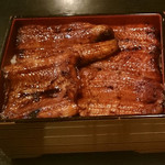 うなぎ料理 あつみ - 上重は、鰻重の1.5倍の量