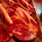 焼肉ふじ - 骨付きカルビ