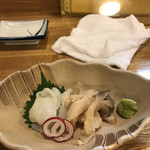 居酒屋山さん - おまかせ2皿目 刺身