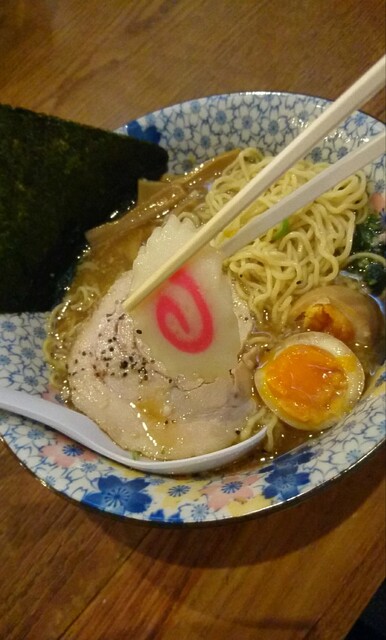 安養寺ラーメン・にぼしらーめん : 麺や 天鳳