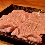 炭火焼ホルモン まんてん - 