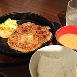 Teppan Yaki Tetsujin - ステーキランチ 1,350円