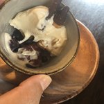 カフェ&バー かもしかのあしあと - かもしかソフトの下には
いちご、ブルーベリー、マンゴーフローズンが出現!!