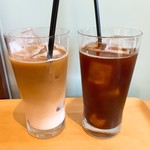 ハッテンドウ カフェ - カフェラテとアイスコーヒー