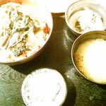仙水 - 山菜きのこ丼