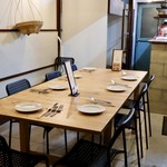 酒とタイ料理 ピッサヌローク - 料理教室に使ってる個室テーブル席