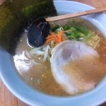 ガッツラーメン - ラーメン　530円