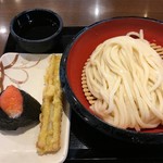 丸亀製麺 - 670円。