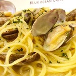 Vongole Bianco or Rosso with lots of clams