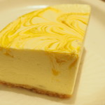 チーズケーキショップ　ヒキタ - マンゴーのレアチーズケーキ