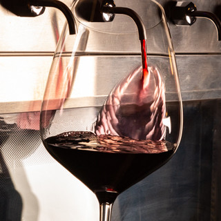 Enjoy each wine at the optimal temperature and glass.