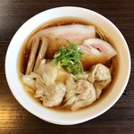 らぁ麺 紫陽花 - 醤油わんたん麺