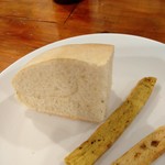 グリッシーニとフォカッチャ