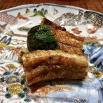 傳 - 焼物：鰻 焼き茄子 ロケットピーマン