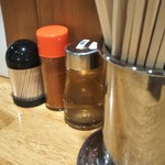 大仙 - 卓上(お酢、一味)